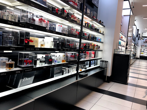 Cosmetics Store «SEPHORA», reviews and photos, 1714 Chestnut St, Philadelphia, PA 19103, USA