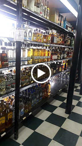 Liquor Store «Holiday Wine & Spirits», reviews and photos, 5039 Buford Hwy NE, Chamblee, GA 30341, USA