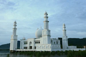 Masjid Agung Oesman Al-Khair image