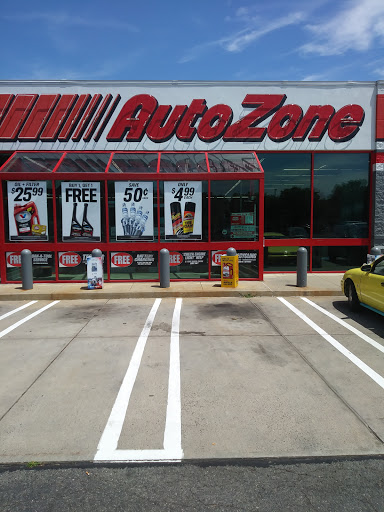 Auto Parts Store «AutoZone», reviews and photos, 875 Bridgeport Ave, Milford, CT 06460, USA