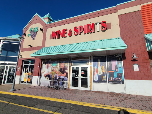 Wine Store «Wine & Spirits», reviews and photos, 543 River Rd, Edgewater, NJ 07020, USA