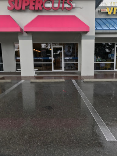 Hair Salon «Supercuts», reviews and photos, 2610 9th St N, Naples, FL 34103, USA