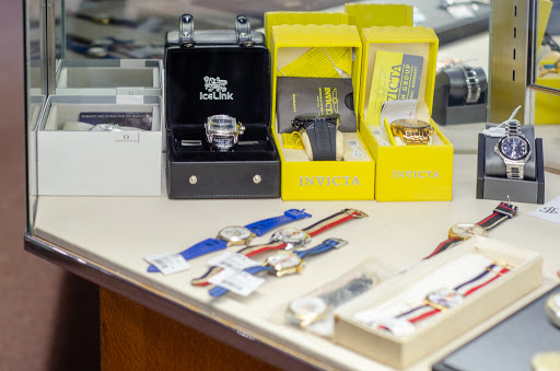 Pawn Shop «Newport Pawn Shop», reviews and photos, 224 SW Coast Hwy, Newport, OR 97365, USA