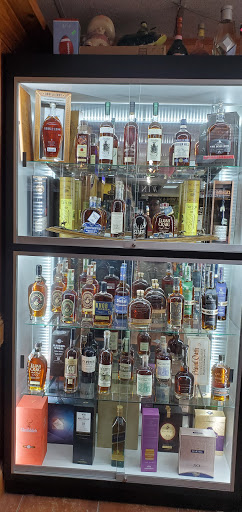 Liquor Store «Decatur Wine & Spirits», reviews and photos, 1789 Lawrenceville Hwy, Decatur, GA 30033, USA