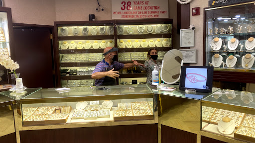 Plaza Fine Jewelry, 600 N Pearl St # H104, Dallas, TX 75201, USA, 