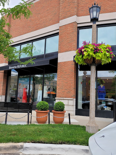 Shopping Mall «Village Of Rochester Hills», reviews and photos, 104 Adams Rd, Rochester, MI 48309, USA