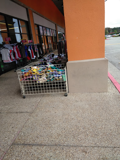 Discount Store «Factory 2-U (Fallas Discount Stores)», reviews and photos, 4200 South Fwy, Fort Worth, TX 76115, USA