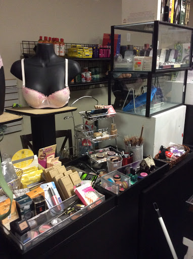 Thrift Store «Affordable & Nice Thrift Store», reviews and photos, 109 Junction Dr, Ashland, VA 23005, USA