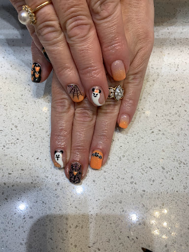 Nail Salon «HERBAL NAILS & SPA 2», reviews and photos, 6590 N Scottsdale Rd #150, Paradise Valley, AZ 85253, USA