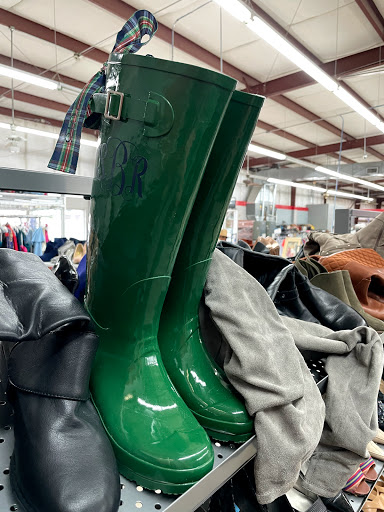 Thrift Store «Goodwill», reviews and photos
