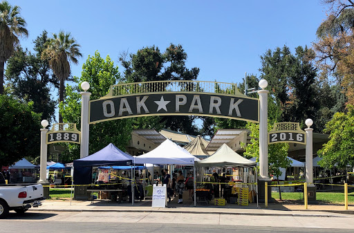 Grocery Store «Oak Park Market», reviews and photos, 3300 12th Ave, Sacramento, CA 95817, USA