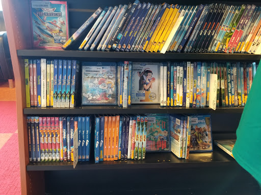 Record Store «Bull Moose», reviews and photos, 456 Payne Rd, Scarborough, ME 04074, USA