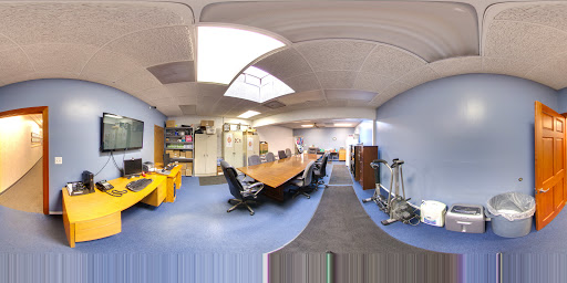 Auto Repair Shop «Wheeling Auto Center», reviews and photos, 2430 E Hintz Rd, Arlington Heights, IL 60004, USA