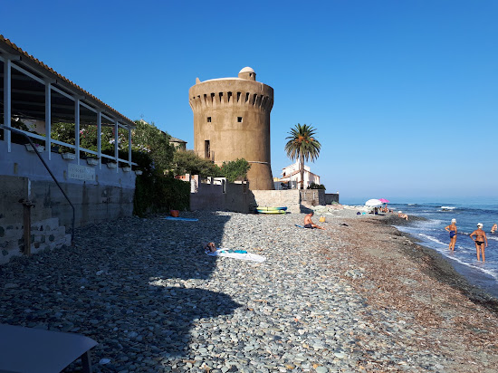 Miomo beach