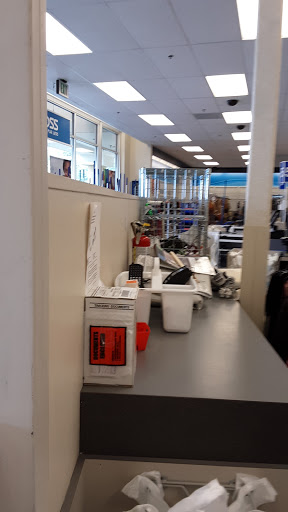 Clothing Store «Ross Dress for Less», reviews and photos, 620 Triangle Shopping Center, Longview, WA 98632, USA