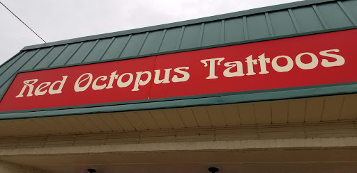 Tattoo Shop «Red Octopus Tattoos & Body Piercings», reviews and photos, 7465 Annapolis Rd, Hyattsville, MD 20784, USA