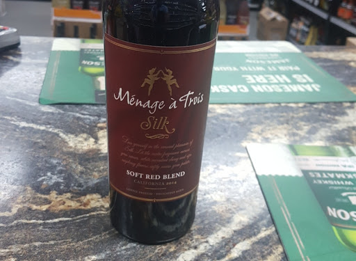 Liquor Store «WOW Wine & Liquor», reviews and photos, 36 S Willow Ave a, Cookeville, TN 38501, USA