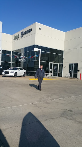 Chrysler Dealer «Louisville Chrysler Dodge Jeep Ram», reviews and photos, 5311 Dixie Hwy, Louisville, KY 40216, USA