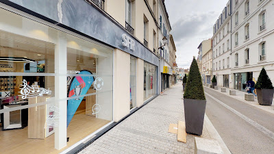 SFR Mantes La Jolie à Mantes-la-Jolie