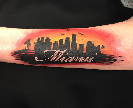 Tattoo Shop «Oriana Tattoo Studio», reviews and photos, 219 71st St, Miami Beach, FL 33141, USA