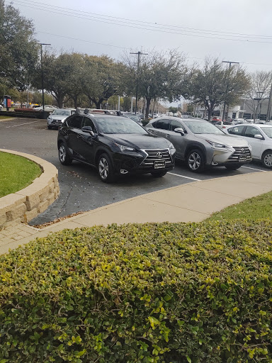 Lexus Dealer «Sewell Lexus of Dallas», reviews and photos, 6421 Lemmon Ave, Dallas, TX 75209, USA