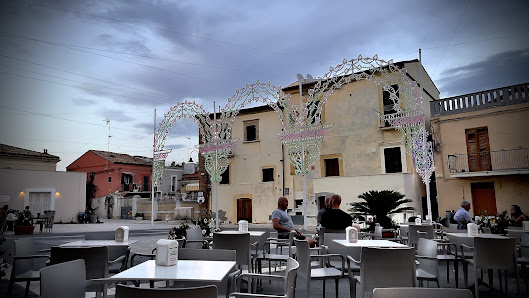 Cocco Billl - Bar Gelateria Piazza Duomo, 55, 86039 Termoli CB, Italia