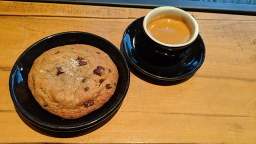 Coffee Shop «Red Dessert Dive», reviews and photos, 1045 Studewood St, Houston, TX 77008, USA