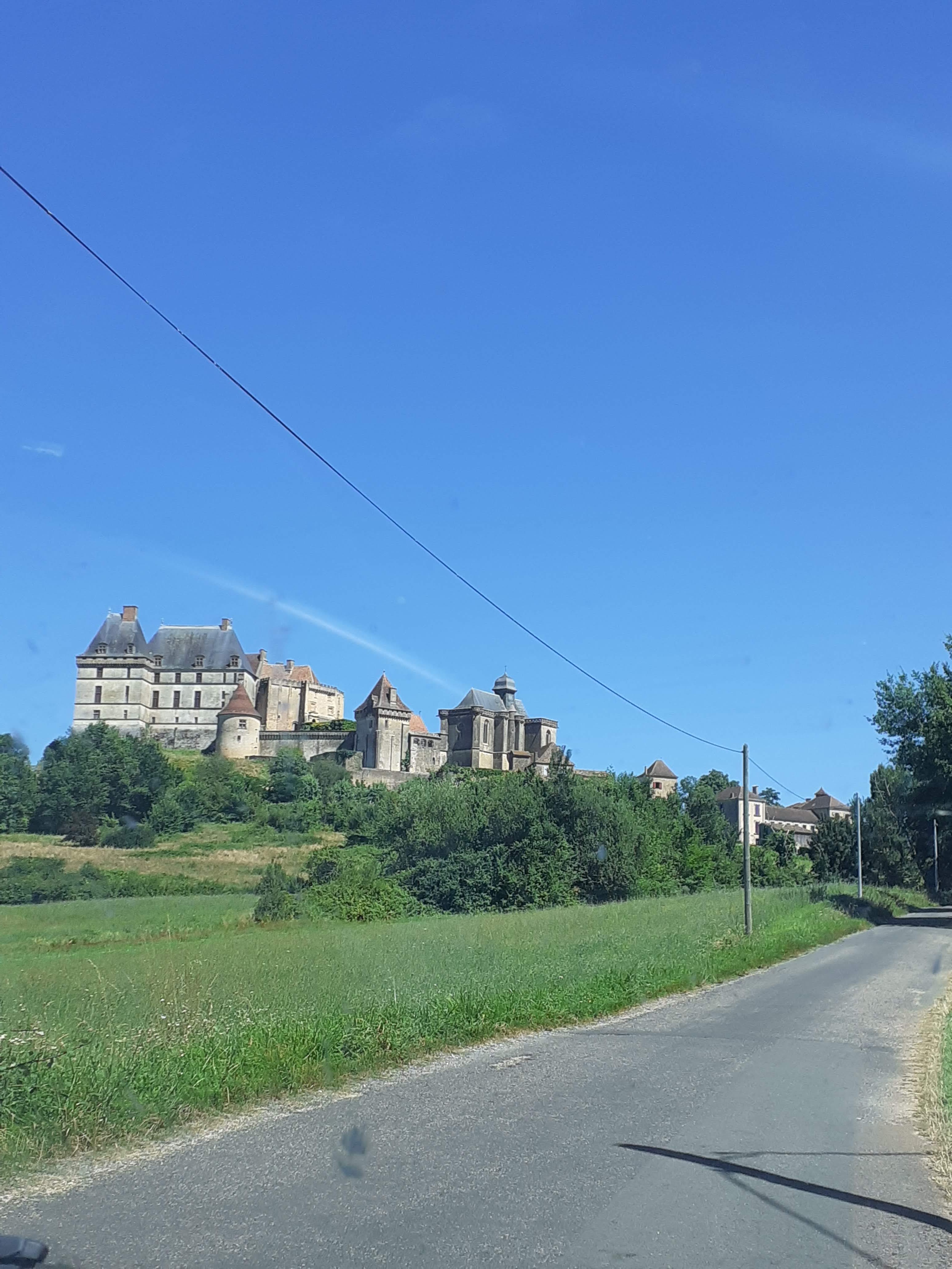 Photo n° 24 de l'avis de Kirenia.e fait le 15/07/2020 à 08:02