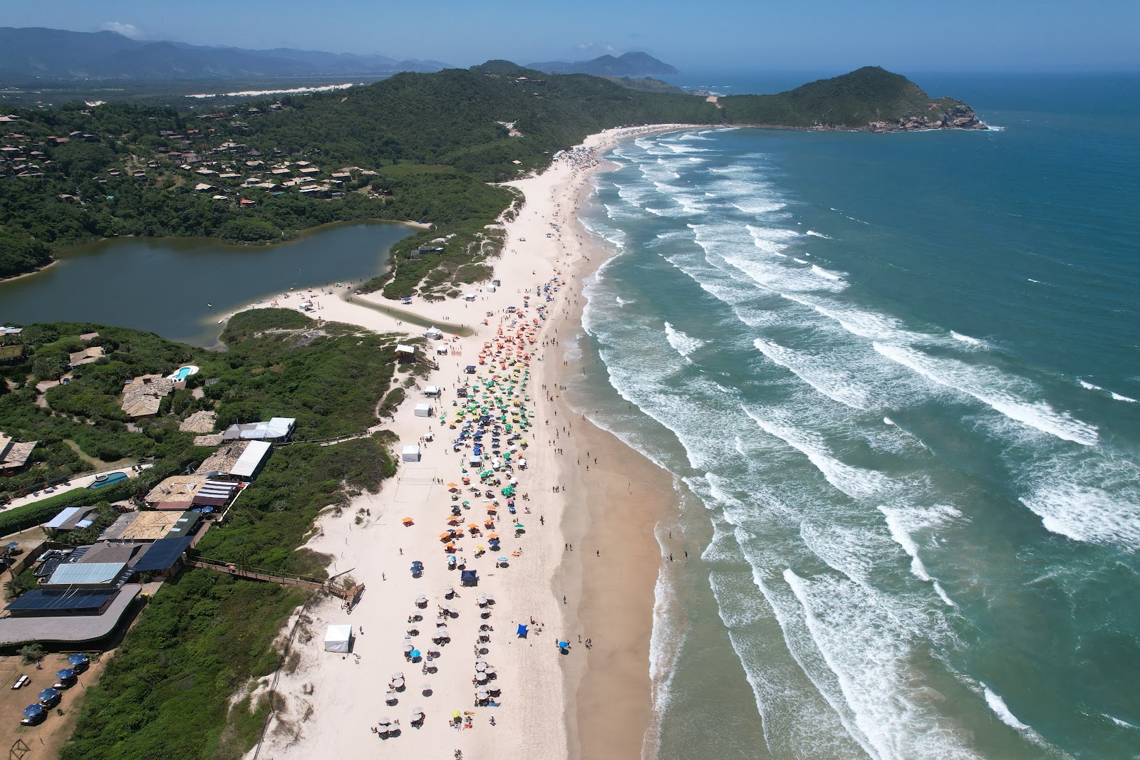 Praia do Rosa Sul'in fotoğrafı çok temiz temizlik seviyesi ile