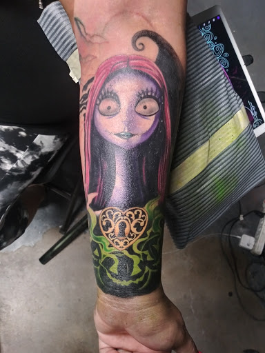 Explore dragonfly tattoo ideas for guys, creative tattoo ideas in Odessa, available at Black Cat Tattoo Company