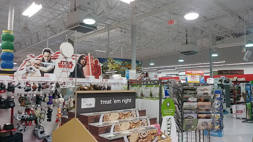 Pet Supply Store «Petco Animal Supplies», reviews and photos, 845 N Dobson Rd, Mesa, AZ 85201, USA