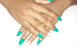 ELVOMS NAILS AND BEAUTY SPA image