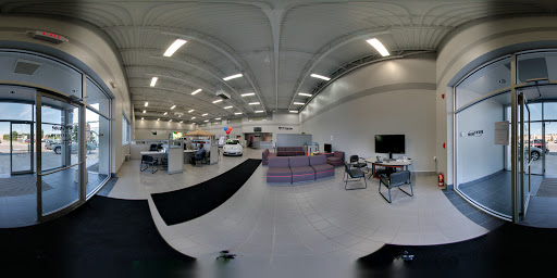 Used Car Dealer «West Herr Used Car Outlet», reviews and photos, 5535 Transit Rd, Williamsville, NY 14221, USA