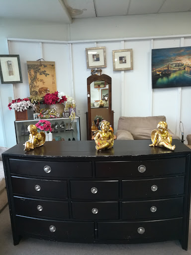 Store «Southbay Thrift Store», reviews and photos, 1897 W San Carlos St, San Jose, CA 95128, USA