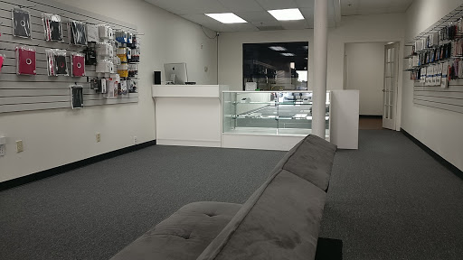 Screen Repair Service «Sozo Cell Phone Repair», reviews and photos, 204 N Greenville Ave, Allen, TX 75002, USA