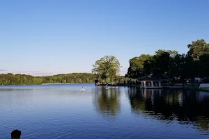 Peachtree Lake image