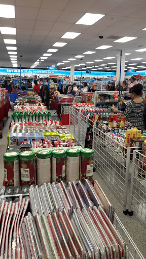 Clothing Store «Ross Dress for Less», reviews and photos, 1955 W Craig Rd, North Las Vegas, NV 89032, USA