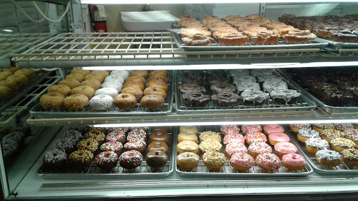 Dessert Shop «Family Donuts & Deli», reviews and photos, 9045 Fair Oaks Blvd, Carmichael, CA 95608, USA