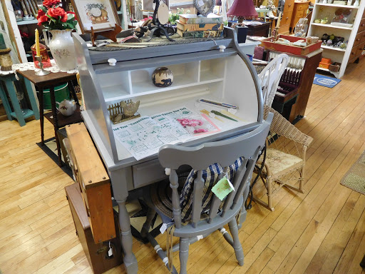 Antique Store «Antiques & Rusty Relics», reviews and photos, 3570 Fancher Rd, Holley, NY 14470, USA