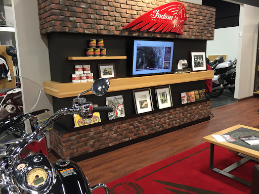Motorcycle Dealer «BMW, Indian, and Slingshot Woodlands», reviews and photos, 198 Ed English Dr, Shenandoah, TX 77385, USA
