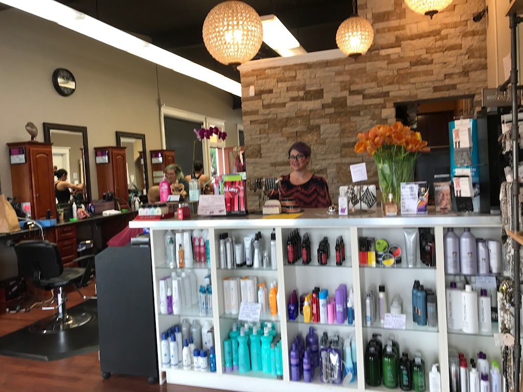 Blondies The Beauty Shop 95521