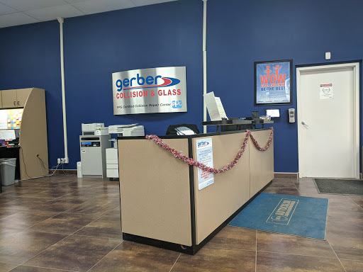 Auto Body Shop «Gerber Collision & Glass», reviews and photos, 2325 US-441, Leesburg, FL 34748, USA