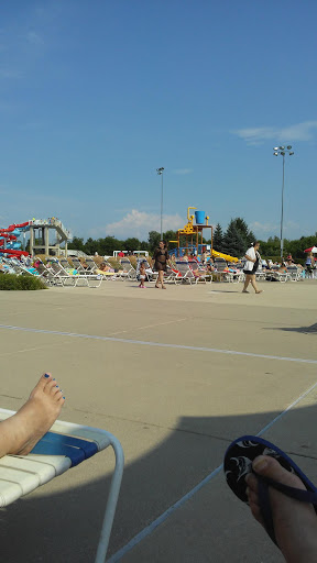 Water Park «White Water Canyon Water Park», reviews and photos, 8221 W 171st St, Tinley Park, IL 60477, USA