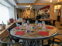 Atmosphère du Restaurant la cabane à Villers-le-Lac - n°6