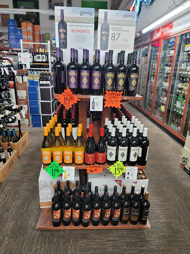 Liquor Store «Reds Package Store», reviews and photos, 270 S Main St, Alpharetta, GA 30009, USA