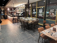 Atmosphère du Restaurant Hippopotamus Steakhouse à Cormeilles-en-Parisis - n°15