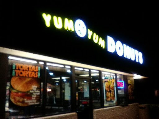 Donut Shop «Yum Yum Donuts», reviews and photos, 9886 Central Ave, Montclair, CA 91763, USA