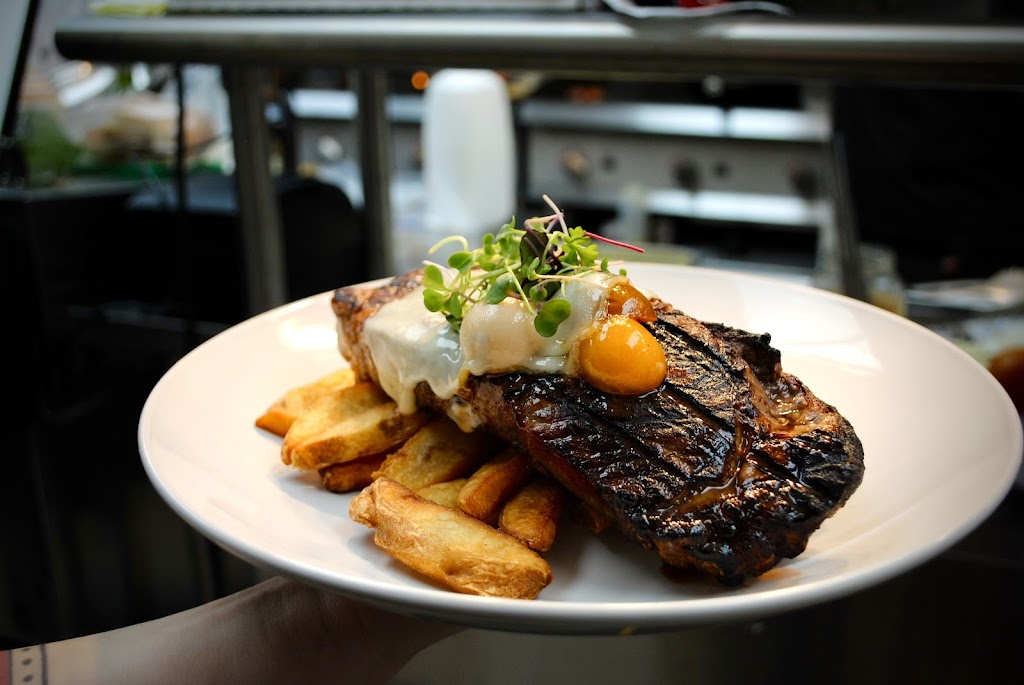 The Hills GastroPub 85365