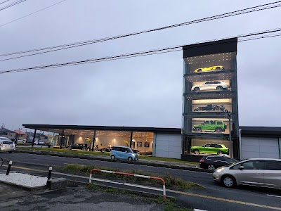 カーミニーク 上尾TOWER店