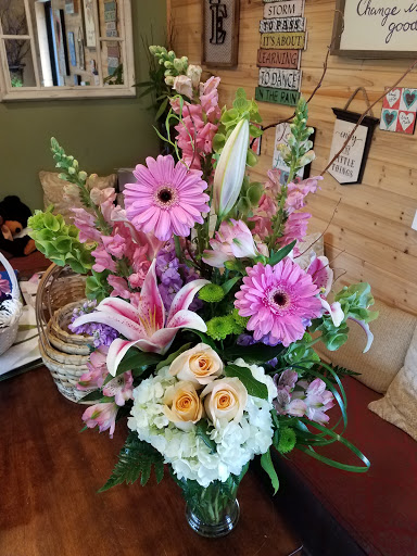 Florist «Mums the Word-A Florist», reviews and photos, 1175 N Berkeley Ave, Fullerton, CA 92832, USA